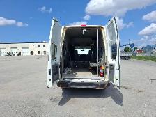 2017 Nissan NV - Photo 16