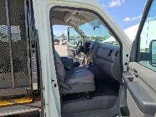 2017 Nissan NV - Photo 17