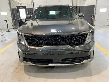 2025 Kia Sorento Hybrid - Photo 2