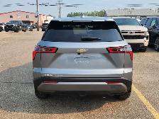 2027 Chevrolet Equinox - Photo 12