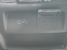 2027 Chevrolet Traverse - Photo 19