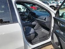 2027 Chevrolet Traverse - Photo 23