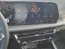 2027 Chevrolet Traverse - Photo 25