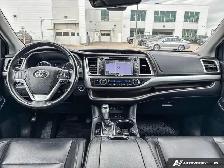 2019 Toyota Highlander XLE | AWD | LEATHER SEATS | SUNROOF - Photo 11