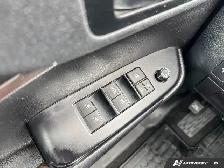 2019 Toyota Highlander XLE | AWD | LEATHER SEATS | SUNROOF - Photo 23