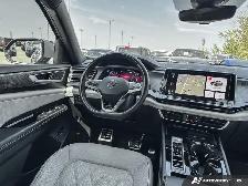 2024 Volkswagen Atlas Cross Sport Execline | VW CERTIFIED - Photo 10
