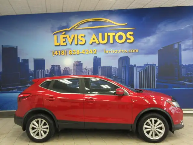 NISSAN QASHQAI 2017 SV AWD JAMAIS ACCIDENTE 123 600 KM TOIT OUVR