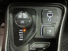 JEEP COMPASS 2019 TRAILHAWK 4X4 JAMAIS ACCIDENTE TOIT PANO / BAN - Photo 27