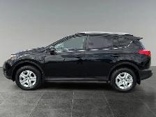 2015 Toyota RAV4 LE / AWD - Photo 2