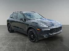 2017 Porsche Cayenne Platinum Edition / AWD - Photo 9