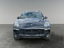 2017 Porsche Cayenne Platinum Edition / AWD - Photo 10