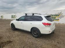 2015 Nissan Pathfinder - Photo 2
