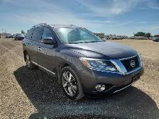 2014 Nissan Pathfinder - Photo 2