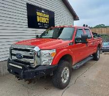 2016 Ford F-250 LOW-KMs! Incl Winch & Plow Kit