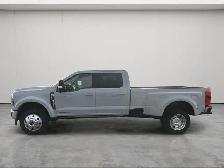 2026 Ford Super Duty F-450 DRW - Photo 4