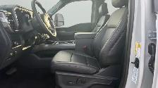 2026 Ford Super Duty F-450 DRW - Photo 17