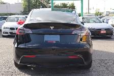 2023 Tesla Model Y - Photo 6