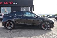 2023 Tesla Model Y - Photo 9