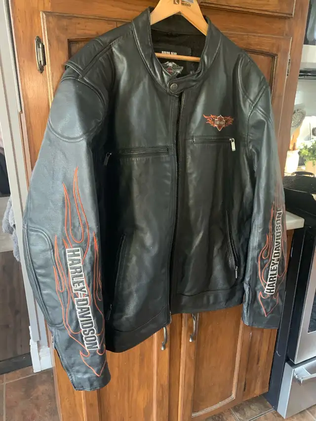 mens Harley Davidson leather motorcycle jacket/size XL
