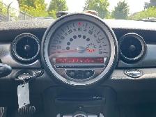2007 MINI Cooper S TKU, HEATED SEATS, SAFETY - Photo 11