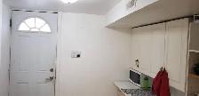 Girls room in a basement near Warden subway - Photo 6
