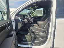 2026 GMC Yukon XL Elevation Demo Premium/Tech Package - Photo 10