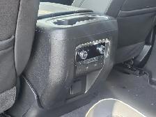 2026 GMC Yukon XL Elevation Demo Premium/Tech Package - Photo 21