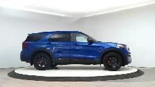 2022 Ford Explorer ST - Photo 2