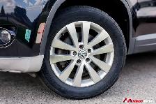 2010 Volkswagen Tiguan TRENDLINE|4MOTION AWD|PANORAMIC ROOF|HEAT - Photo 3