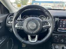 2019 Jeep Compass Limited AWD | Command Start | No Accident - Photo 13