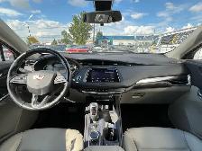 2019 Cadillac XT4 Luxury AWD | No Accident | Command Start - Photo 15