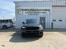 2023 Jeep Grand Cherokee L Limited AWD 6 Passenger | No Accident - Photo 2