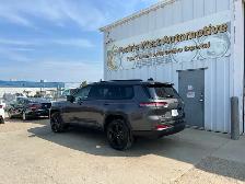 2023 Jeep Grand Cherokee L Limited AWD 6 Passenger | No Accident - Photo 7
