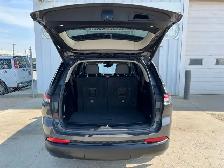 2023 Jeep Grand Cherokee L Limited AWD 6 Passenger | No Accident - Photo 30