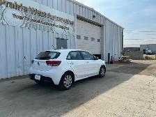 2021 Kia Rio5 S | Power Tailgate | Heated Seats - Photo 5