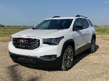 2017 GMC Acadia SLT/Heated Seats, Remote Start, Trailering Pkg