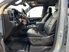 2024 GMC Sierra 2500HD AT4 4WD DIESEL/ ACCIDENT-FREE/ 1 OWNER/ T - Photo 6
