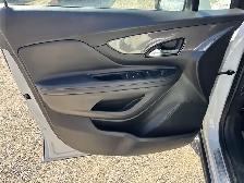 2017 BUICK ENCORE Sport Touring - LEATHER- SUNROOF- HEATED SEATS - Photo 13