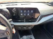 2025 Chevrolet Trax 1RS | FWD | Heated Steering - Photo 3