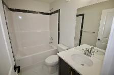 Airdrie 3 Bed 2.5 Bath Duplex For Rent Alberta - Photo 3