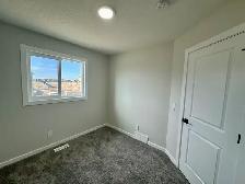 Airdrie 3 Bed 2.5 Bath Duplex For Rent Alberta - Photo 23