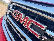2018 GMC Sierra 1500 SLT | Heated Seats | Keyless Entry - Photo 13