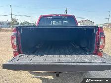2018 GMC Sierra 1500 SLT | Heated Seats | Keyless Entry - Photo 16