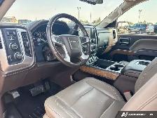2018 GMC Sierra 1500 SLT | Heated Seats | Keyless Entry - Photo 17