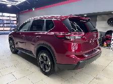 2025 Nissan Rogue - Photo 8