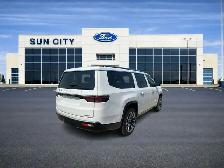2023 Jeep Wagoneer L Series III 4X4 - Photo 5