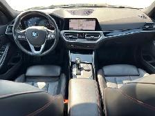 2021 BMW 3 Series 330i xDrive - Photo 12