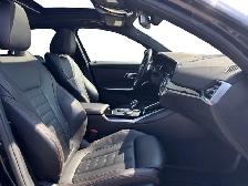 2021 BMW 3 Series 330i xDrive - Photo 17