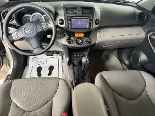 2012 Toyota RAV4 Limited - Photo 11