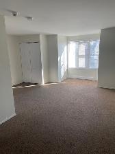 QUIET BUILDING - GREAT DOWNTOWN LOCATION
